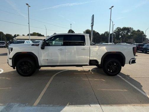 2026 GMC Sierra 2500 AT4