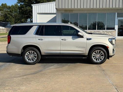 2021 GMC Yukon SLT