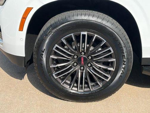 White 2026 GMC Yukon XL Elevation