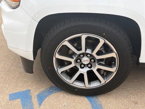 White 2021 GMC Canyon Denali