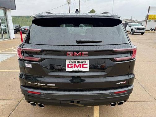 2025 GMC Acadia AT4