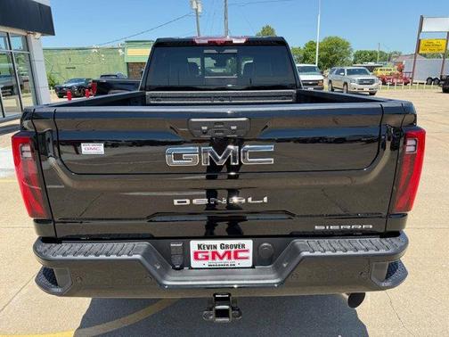 2025 GMC Sierra 2500 Denali Ultimate