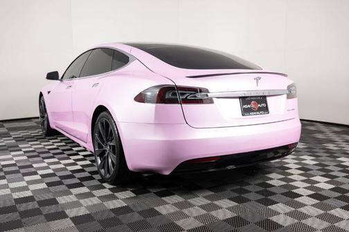 2020 Tesla Model S Performance