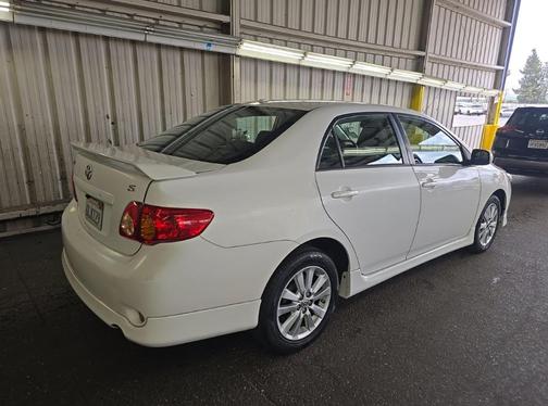 Super White 2010 Toyota Corolla S