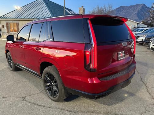 2021 Cadillac Escalade Sport