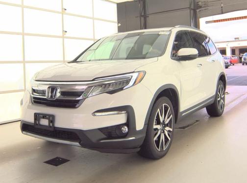 2022 Honda Pilot Touring 7-Passenger
