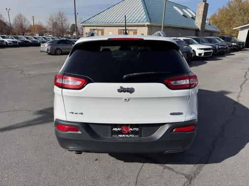 2016 Jeep Cherokee Latitude