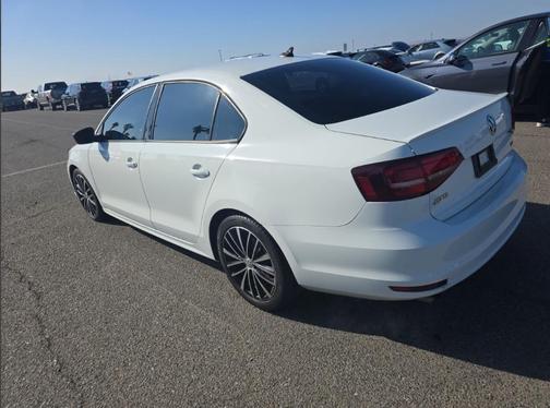 2016 Volkswagen Jetta 1.8T Sport