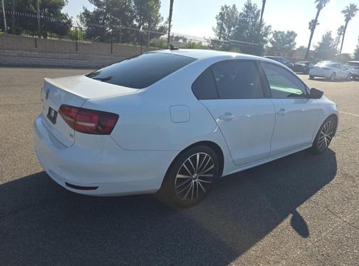 2016 Volkswagen Jetta 1.8T Sport