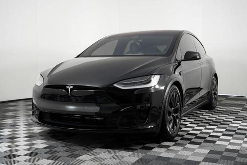 2022 Tesla Model X Base