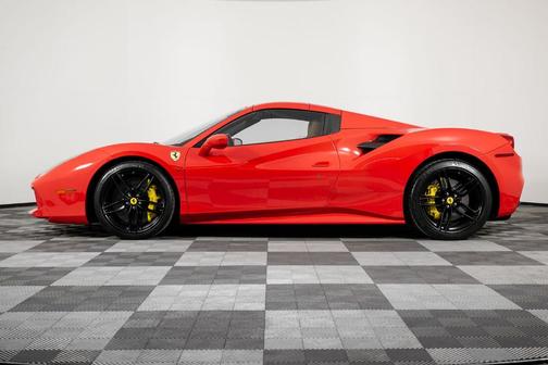 2017 Ferrari 488 Spider Base