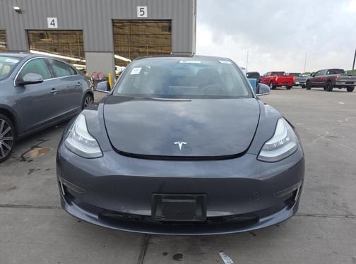 2018 Tesla Model 3 Performance