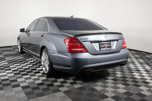 2010 Mercedes-Benz S-Class S 550 4MATIC