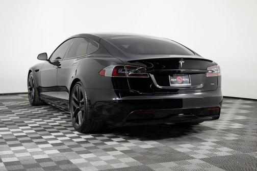 2021 Tesla Model S Plaid