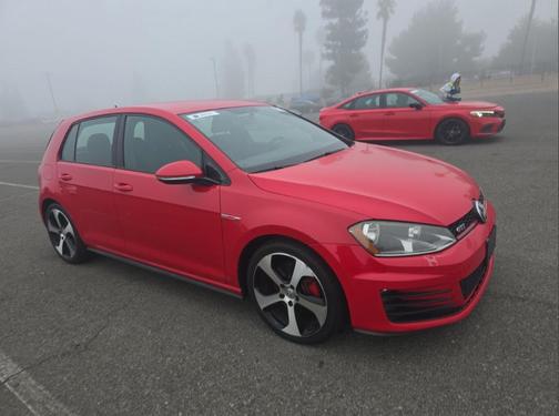 2015 Volkswagen Golf GTI 2.0T S 4-Door