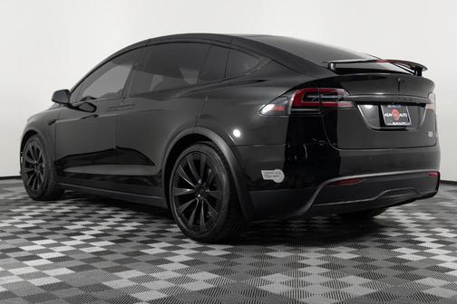 2022 Tesla Model X Plaid