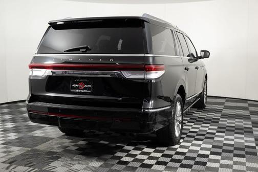2022 Lincoln Navigator L Standard