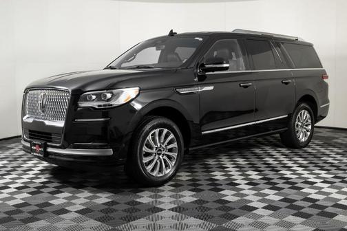 2022 Lincoln Navigator L Standard