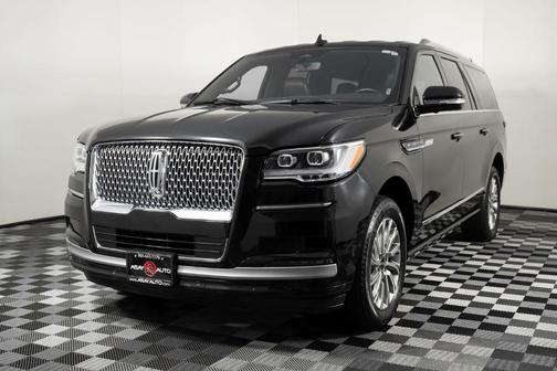 2022 Lincoln Navigator L Standard