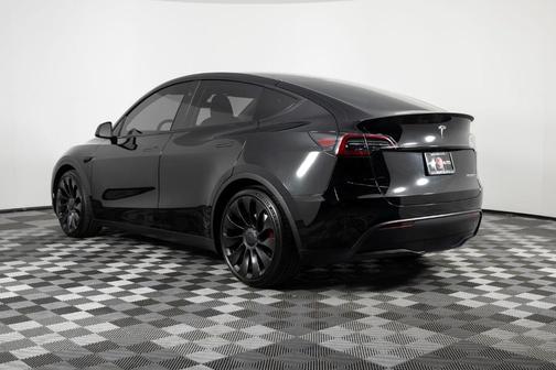2023 Tesla Model Y Performance