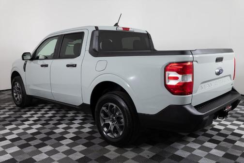 Cactus Green / Gray 2023 Ford Maverick XLT