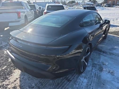 2022 Porsche Taycan 4S