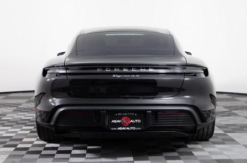 2022 Porsche Taycan 4S
