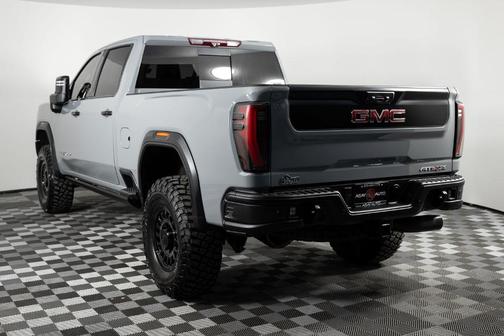 2024 GMC Sierra 2500 AT4X