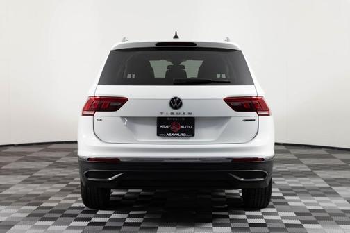 Pure White 2024 Volkswagen Tiguan 2.0T SE