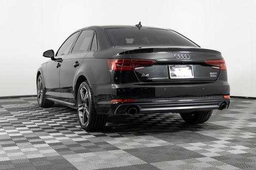 2018 Audi A4 2.0T Premium Plus