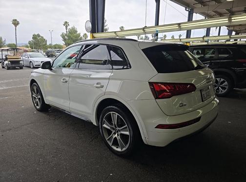 Ibis White 2019 Audi Q5 2.0T Premium Plus