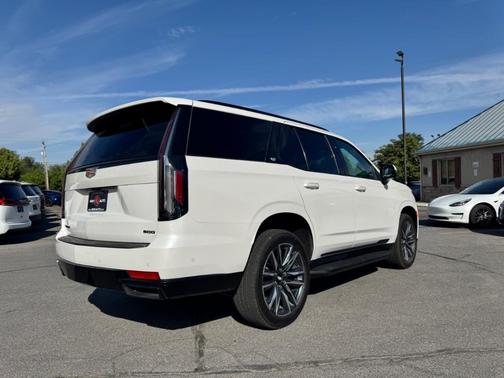 2021 Cadillac Escalade Sport