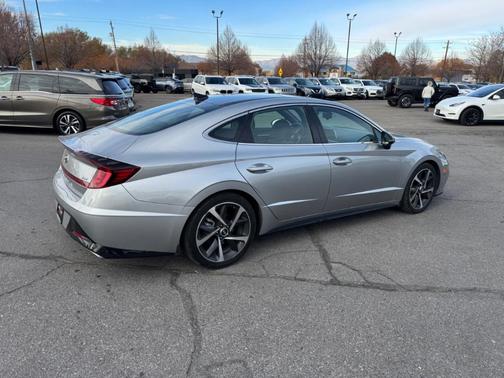 2022 Hyundai SONATA SEL Plus