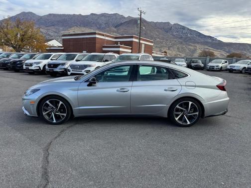 2022 Hyundai SONATA SEL Plus