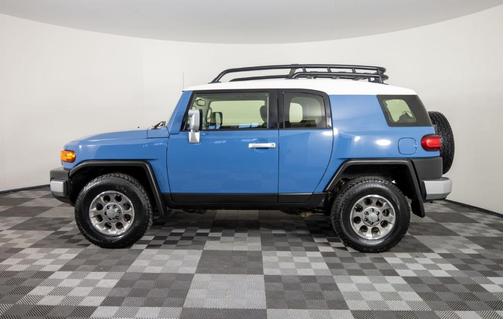 2013 Toyota FJ Cruiser Base