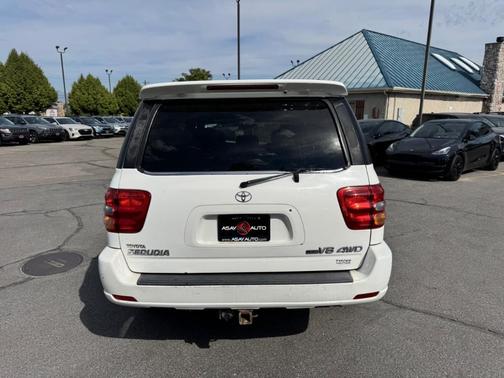 2004 Toyota Sequoia Limited
