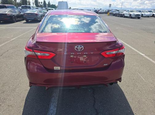 2018 Toyota Camry SE