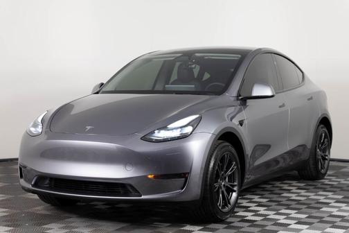 Quicksilver 2025 Tesla Model Y Long Range
