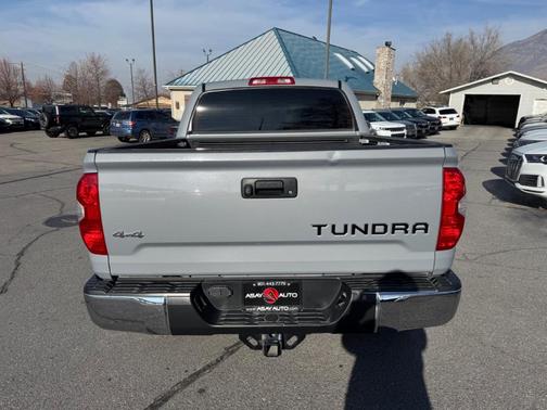 2018 Toyota Tundra SR5
