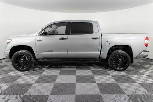 2018 Toyota Tundra SR5