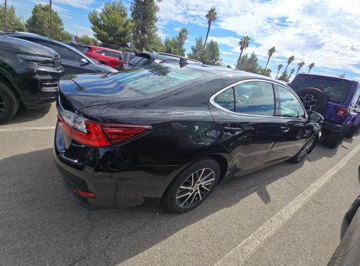 2016 Lexus ES 350 Base