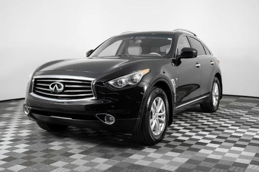 2014 INFINITI QX70 Base