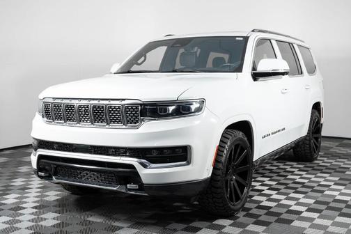 2022 Jeep Grand Wagoneer Series III