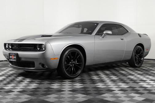 2016 Dodge Challenger SXT