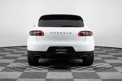 2018 Porsche Macan 