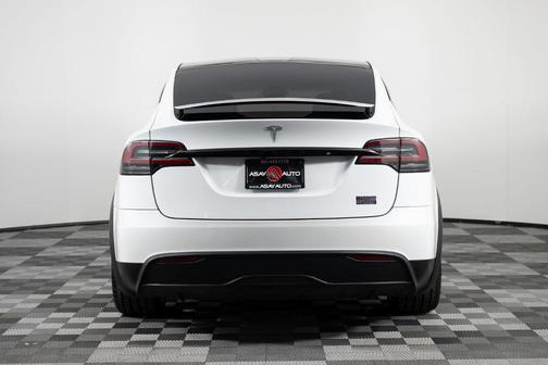 2022 Tesla Model X Plaid