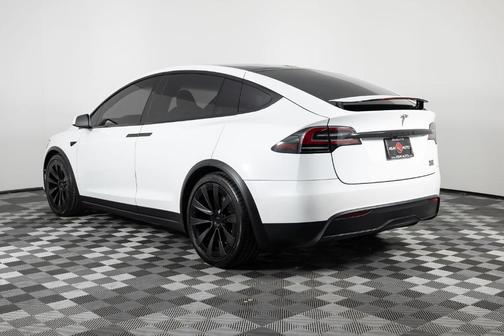 2022 Tesla Model X Plaid