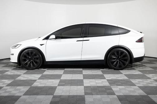 2022 Tesla Model X Plaid