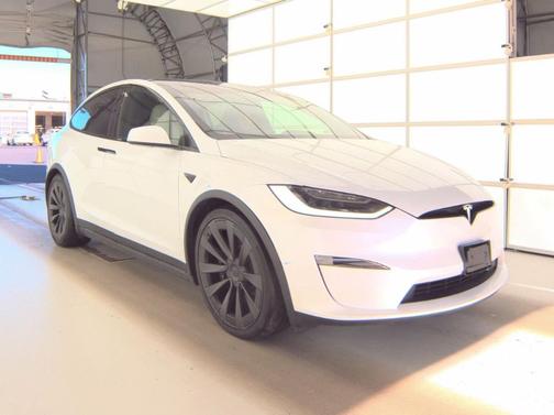 2022 Tesla Model X Plaid