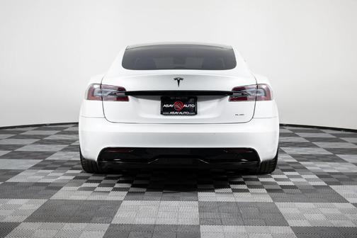 2022 Tesla Model S Base